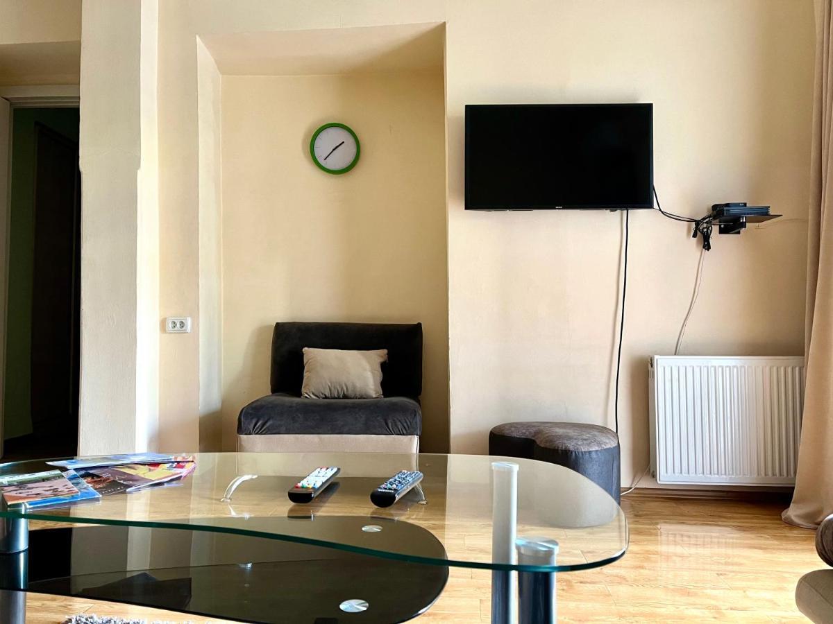 Apartment In Old Tbilisi Orbeliani Square מראה חיצוני תמונה