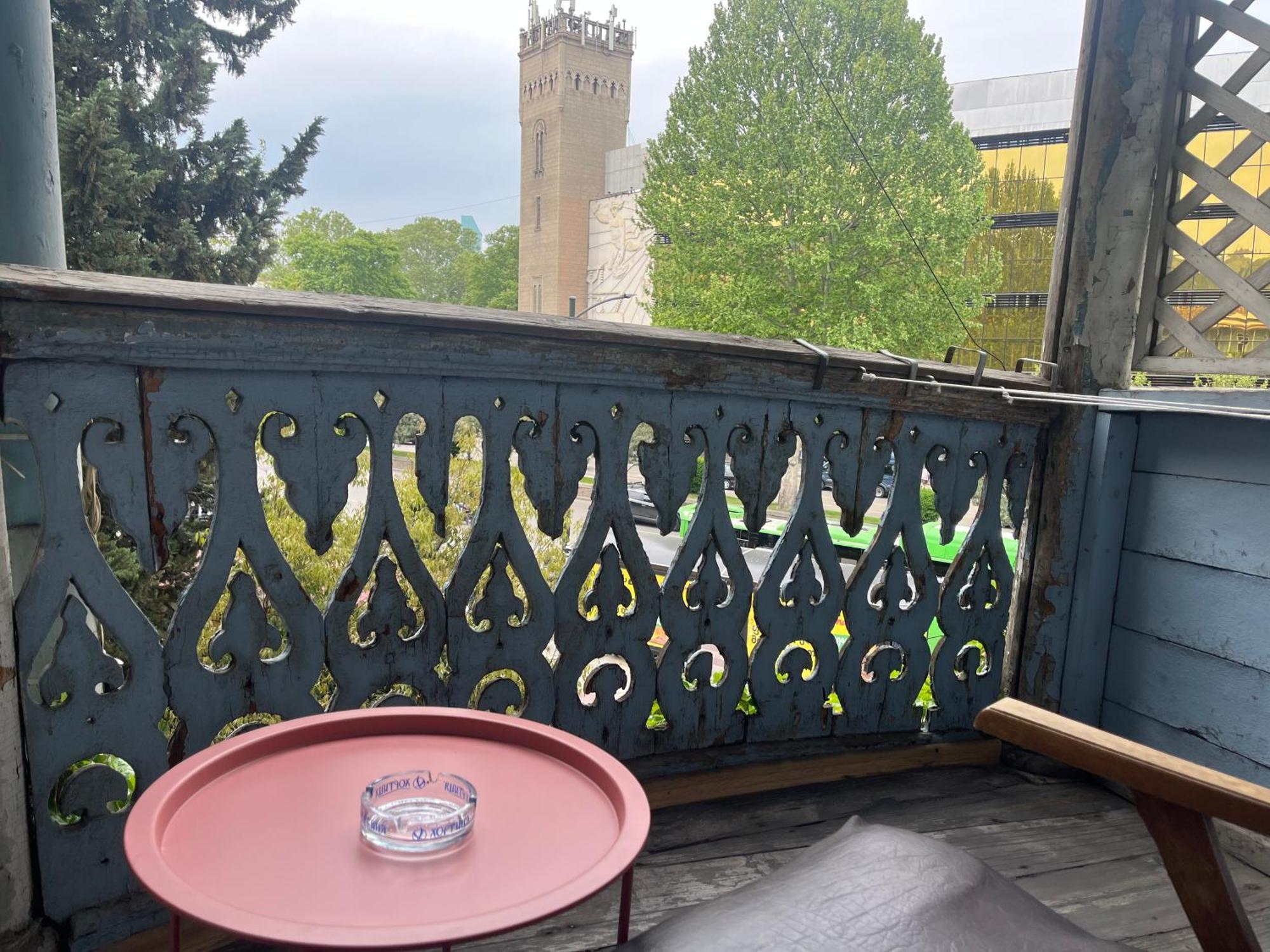 Apartment In Old Tbilisi Orbeliani Square מראה חיצוני תמונה