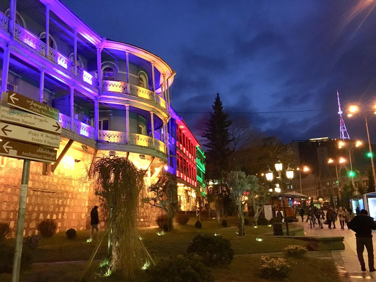 Apartment In Old Tbilisi Orbeliani Square מראה חיצוני תמונה