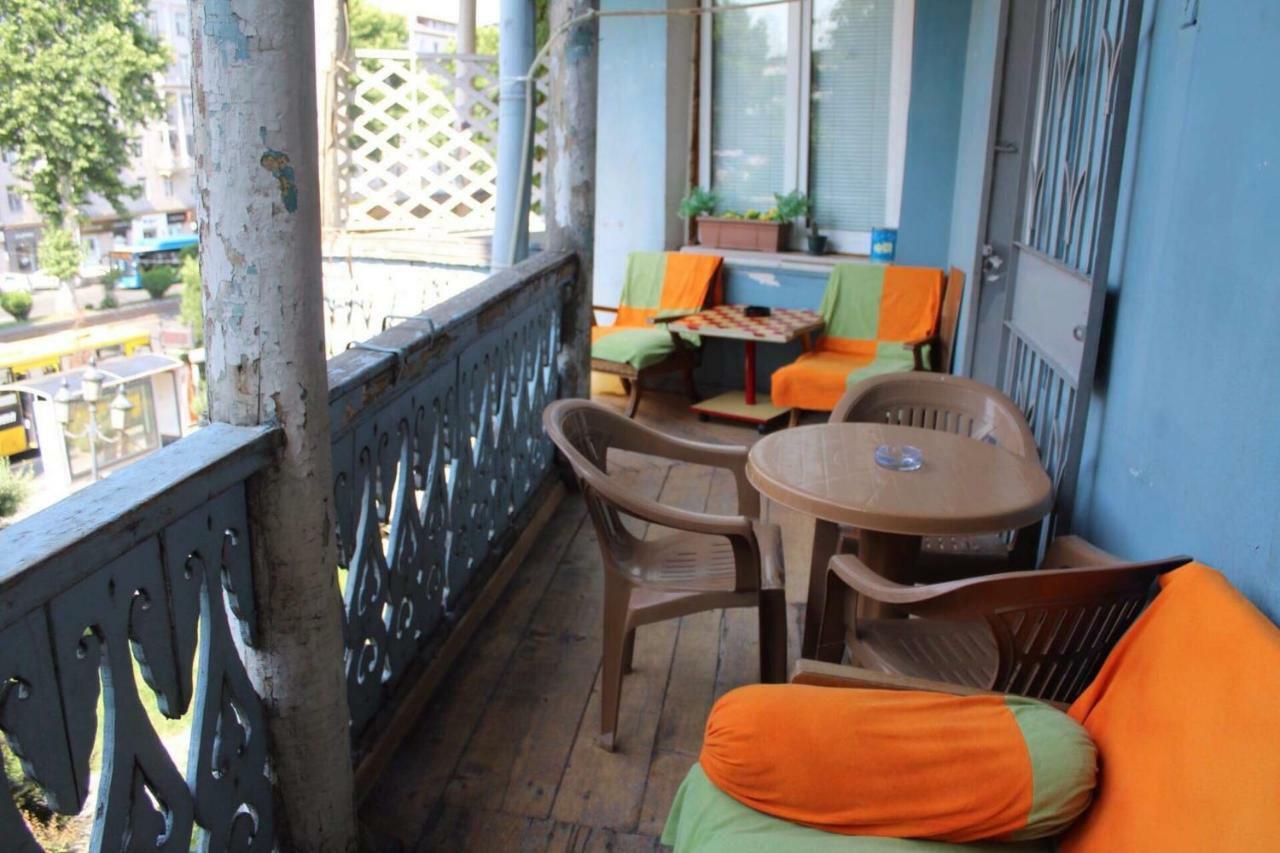 Apartment In Old Tbilisi Orbeliani Square מראה חיצוני תמונה